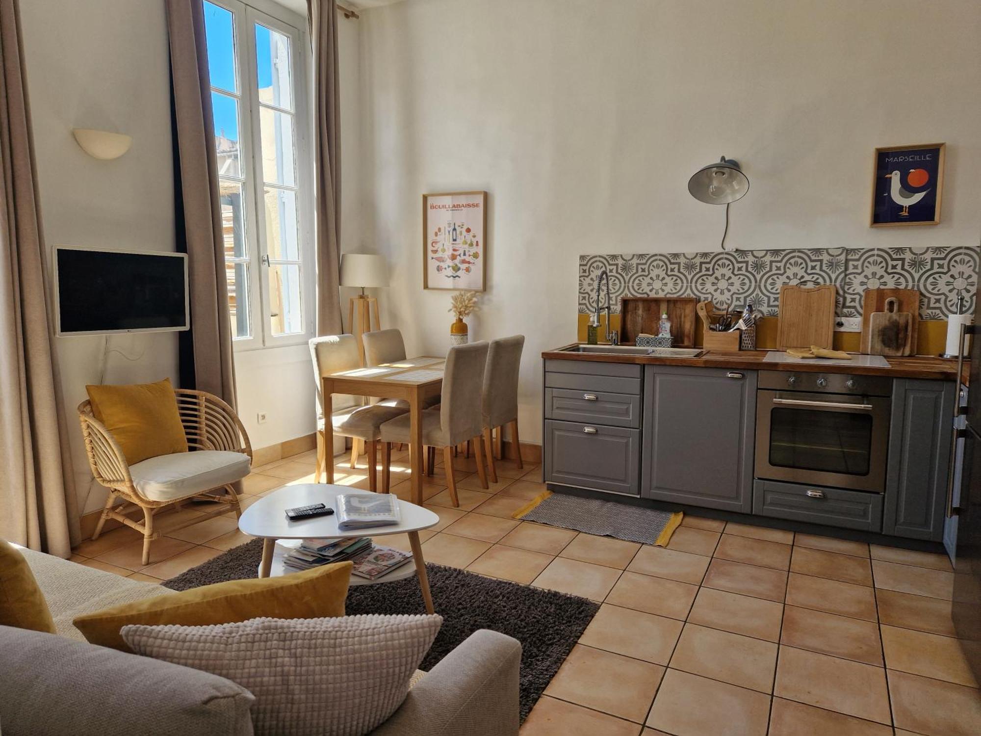 Superbe 2 Pieces Avec Grande Terrasse, Classe *** Marseille Bagian luar foto